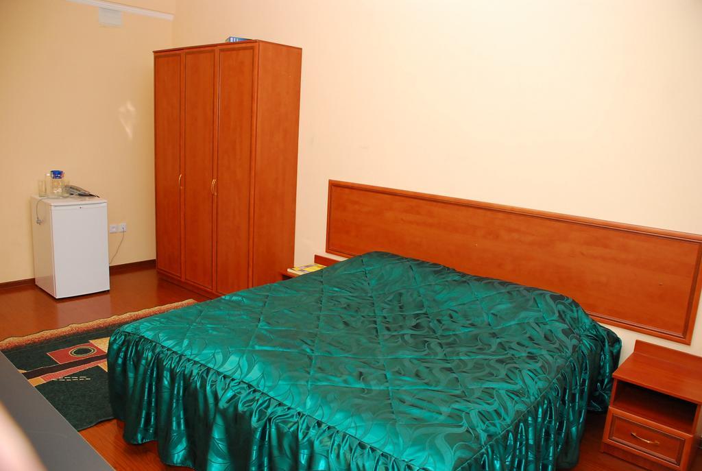 Hotel "Arai" Актобе Екстериор снимка